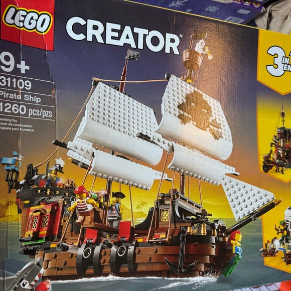 LEGO Colorful Box Sets - Picture 2 of 13